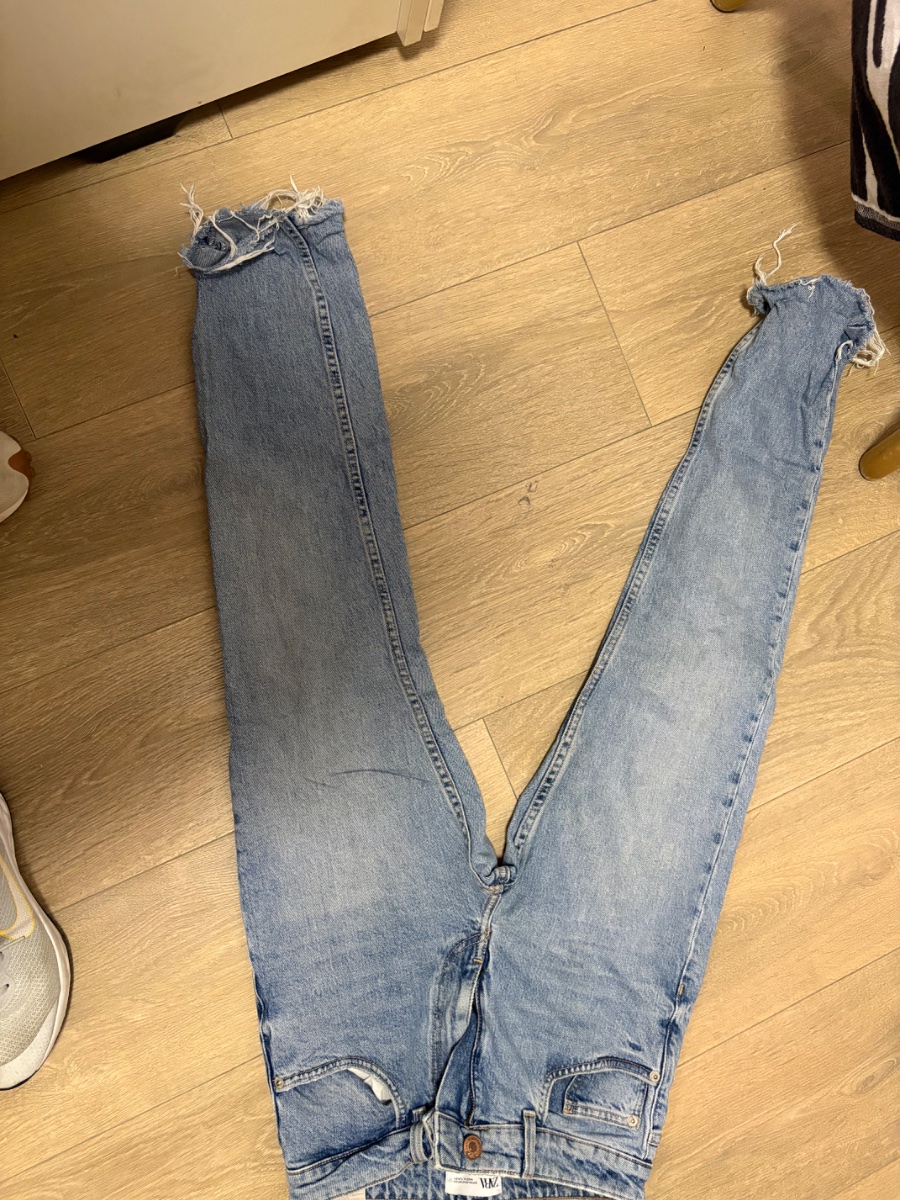 מכנס זארה בהיר — תמונה 1 מתוך 2