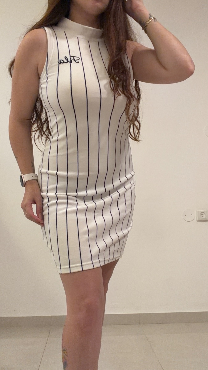שמלת FILA חדשה — תמונה 1 מתוך 2